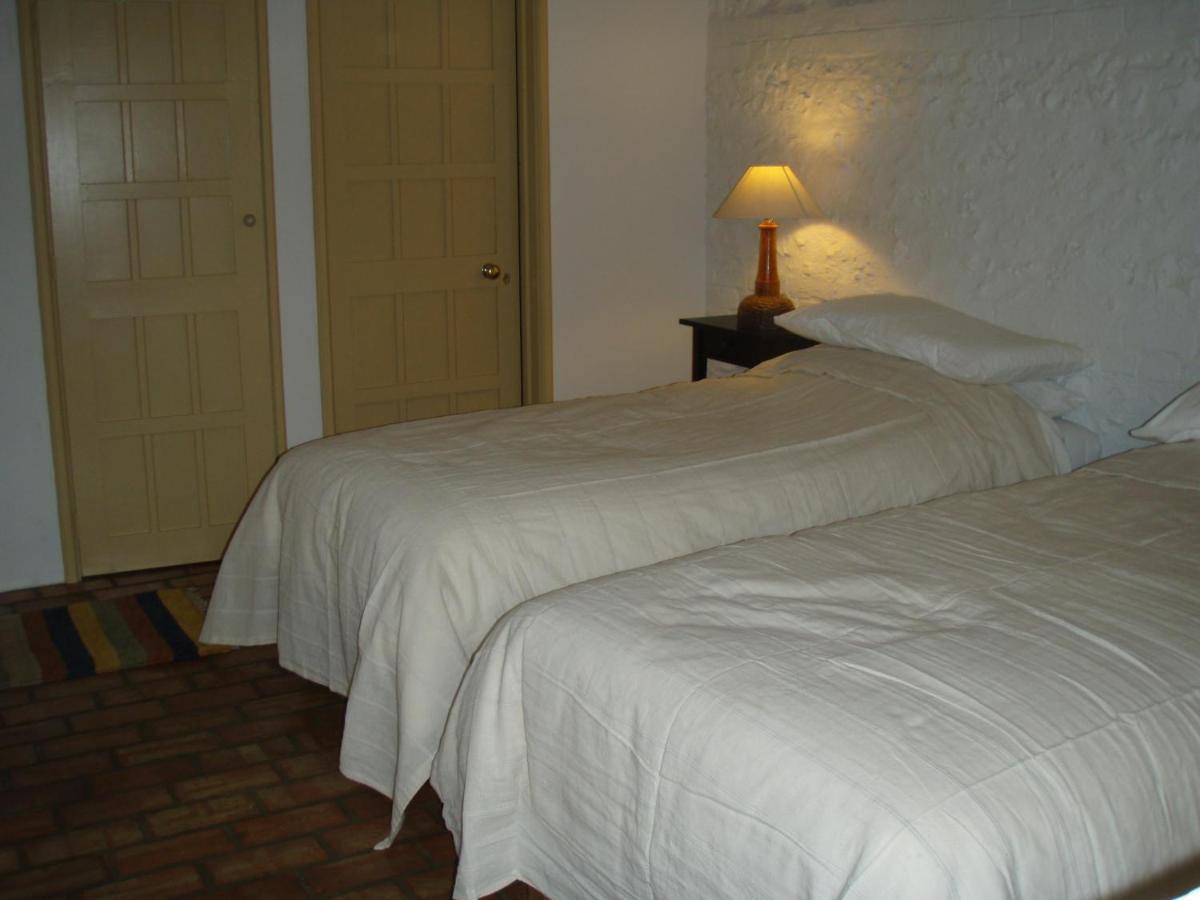 Top Parts Bed & Breakfast แอ็บบอตสเบอรี ภายนอก รูปภาพ